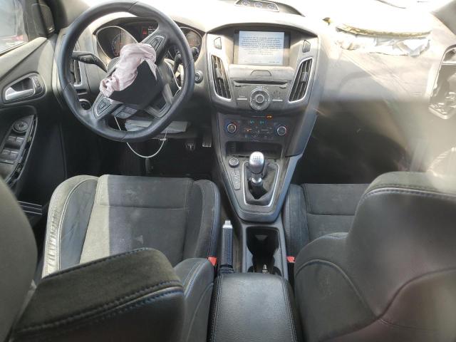  FORD FOCUS 2017 Biały