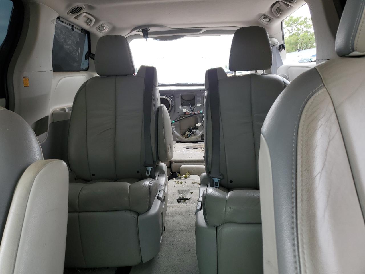 2011 Toyota Sienna Xle VIN: 5TDYK3DC1BS166482 Lot: 58481485