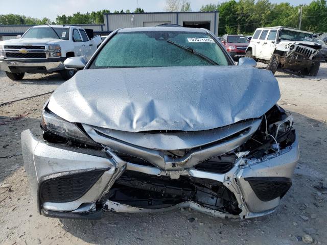  TOYOTA CAMRY 2023 Сріблястий
