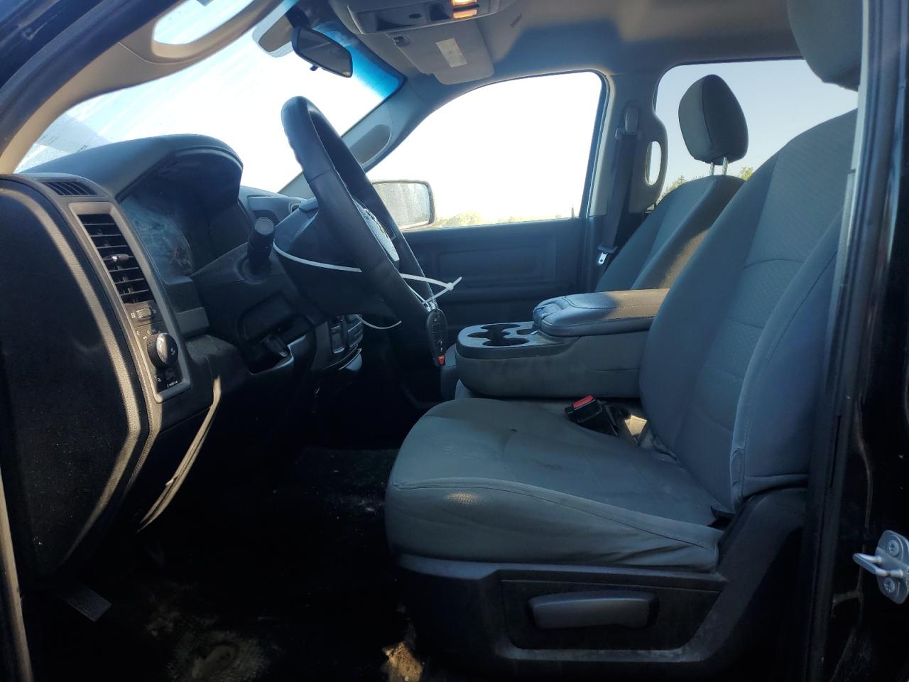 2018 Ram 1500 St VIN: 1C6RR7KT6JS331742 Lot: 56904005