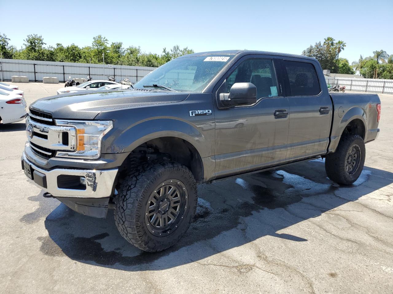 2018 Ford F150 Supercrew zu verkaufen in Fresno, CA - Minor Dent/Scratches
