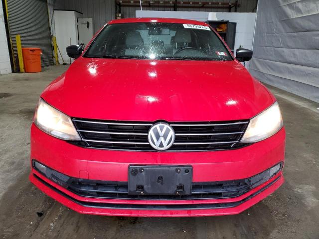  VOLKSWAGEN JETTA 2016 Красный
