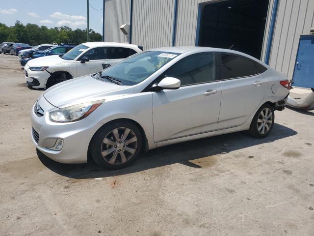  HYUNDAI ACCENT 2013 Srebrny