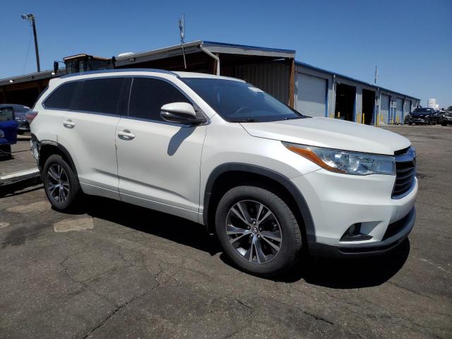 Паркетники TOYOTA HIGHLANDER 2016 Белы