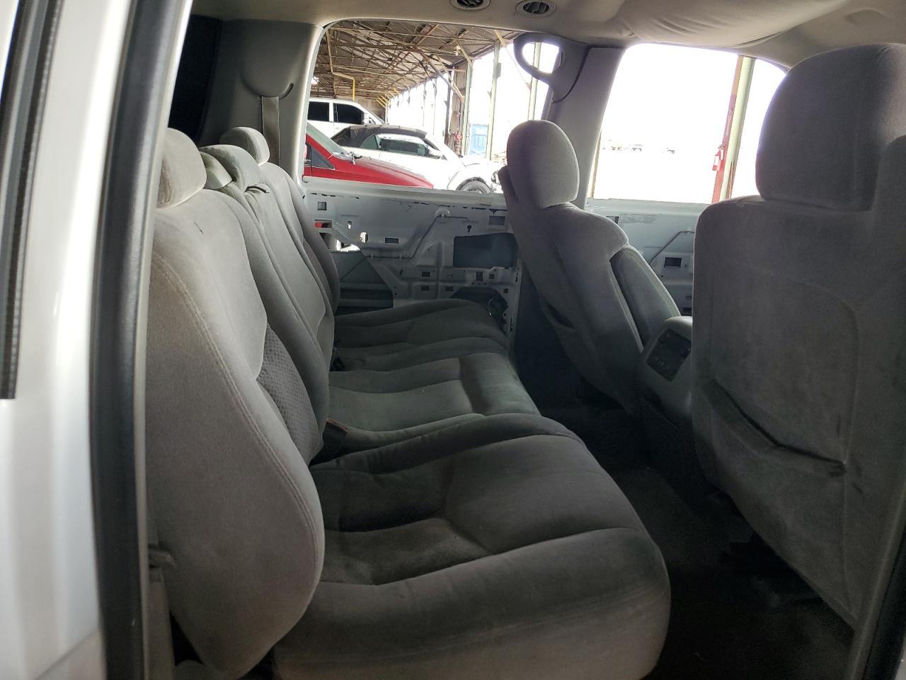 2005 Chevrolet Suburban C1500 VIN: 3GNEC16Z35G294867 Lot: 55535585