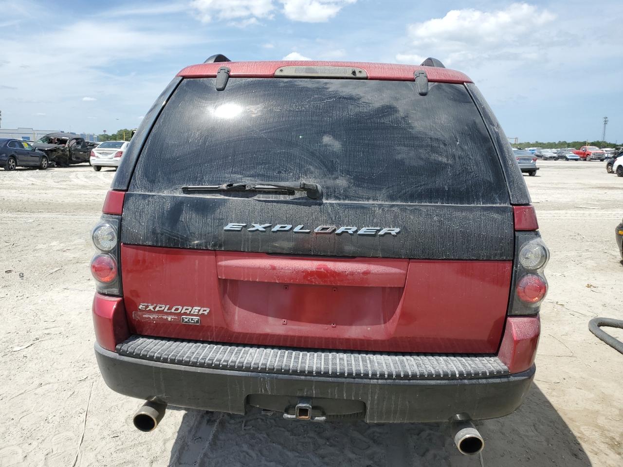 2004 Ford Explorer Xlt VIN: 1FMZU73K24UB07921 Lot: 55322585