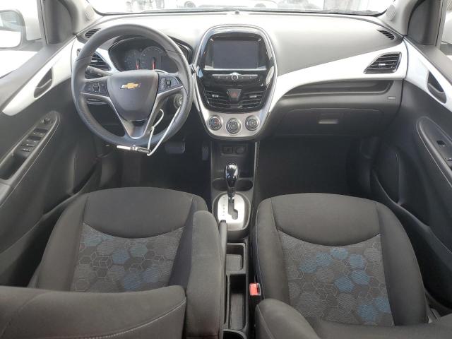 Hatchbacks CHEVROLET SPARK 2016 Biały