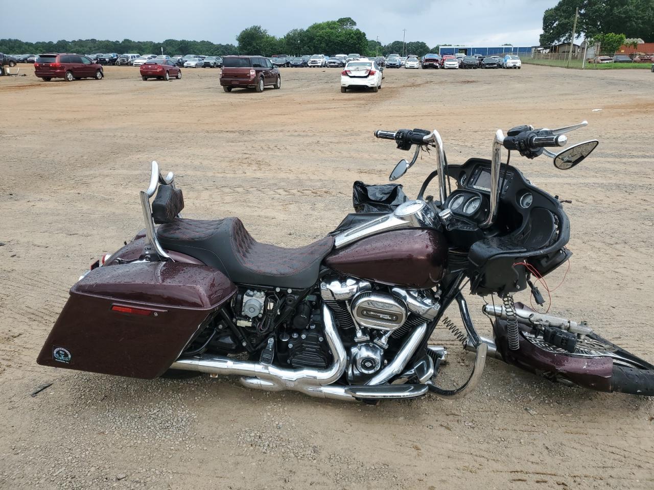 2018 Harley-Davidson Fltrx Road Glide for Sale in Tanner, AL - Front End