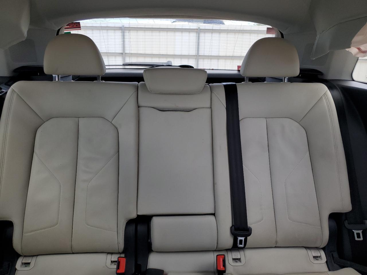 2019 Audi Q3 Premium Plus S-Line VIN: WA1EECF38K1071884 Lot: 57313075