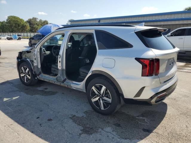  KIA SORENTO 2022 Silver