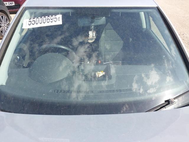 2005 VOLKSWAGEN GOLF TDI S