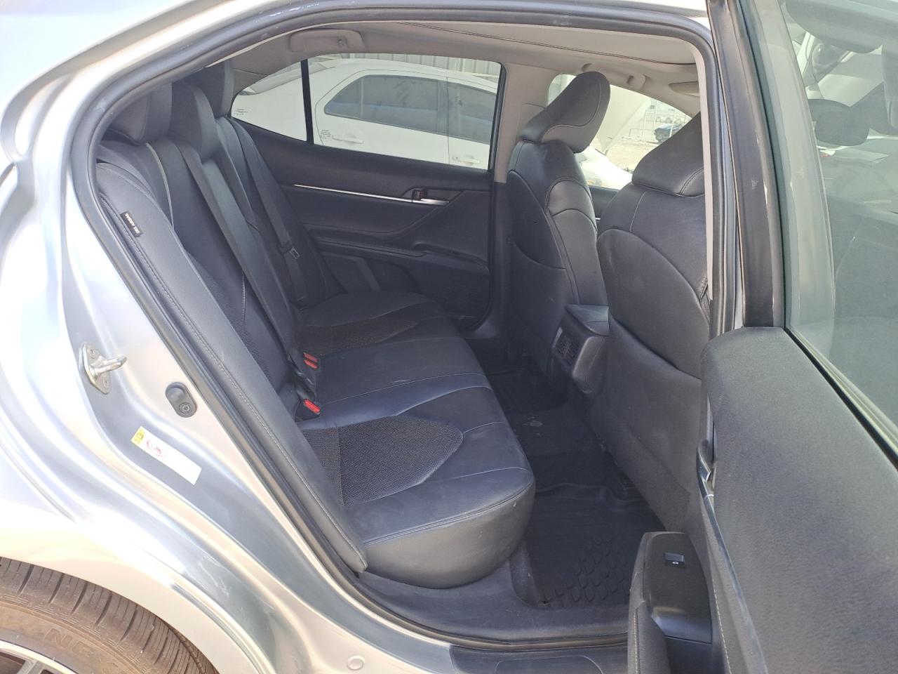 4T1B61HK7JU061239 - 2001 Toyota Camry - #58104535