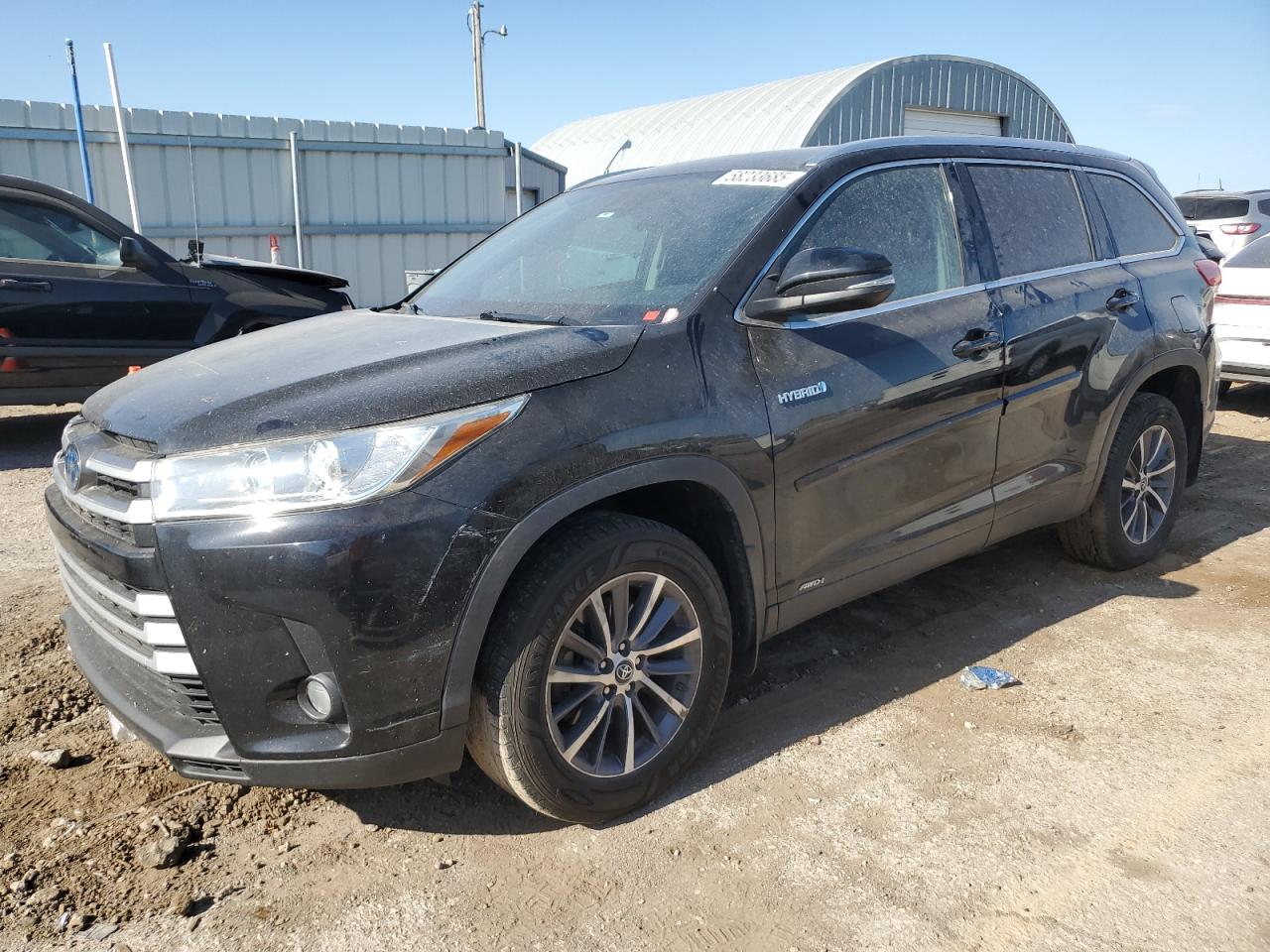 2019 Toyota Highlander Hybrid for Sale in Wichita, KS - Side