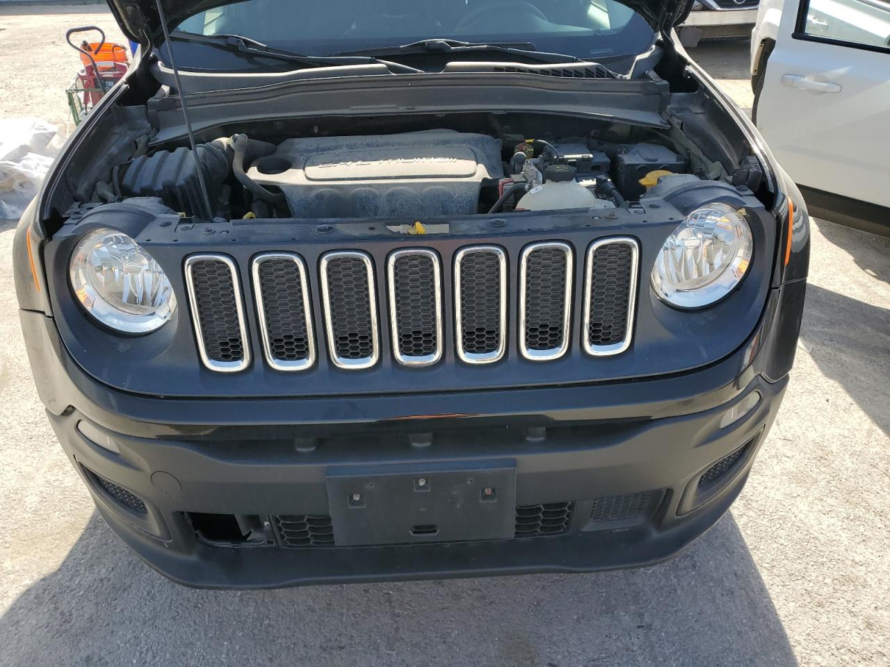 2017 Jeep Renegade Sport VIN: ZACCJBAB5HPG59588 Lot: 56972645