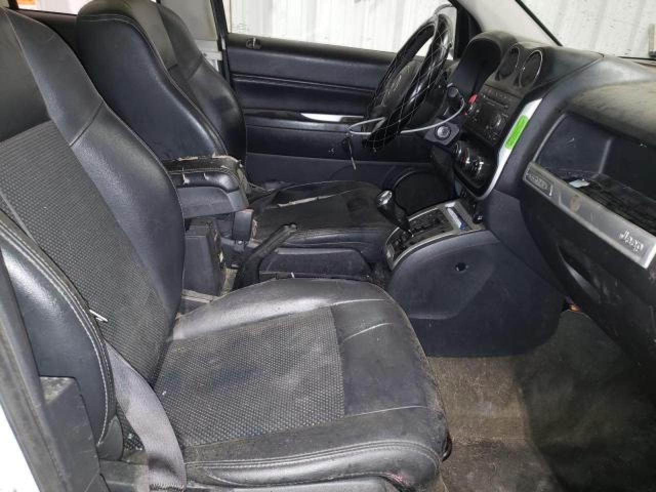 2016 Jeep Compass Latitude VIN: 1C4NJDEB6GD663449 Lot: 56901325