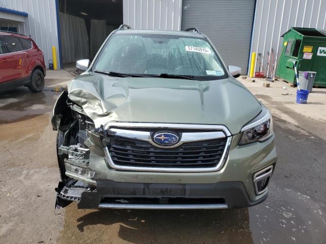  SUBARU FORESTER 2021 Зелений