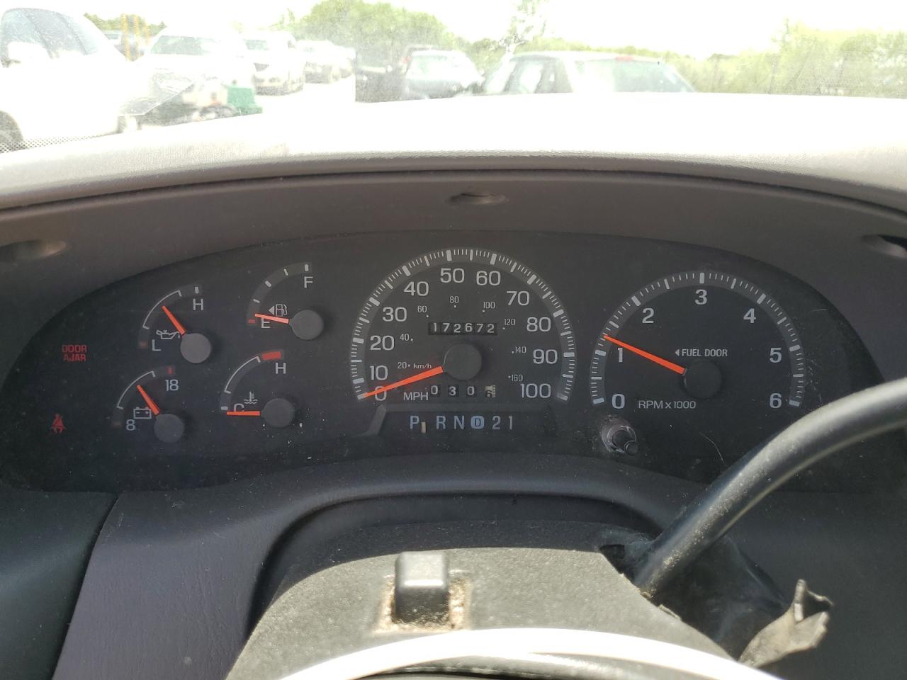 1998 Ford F150 VIN: 1FTZX1765WKA88964 Lot: 57334945