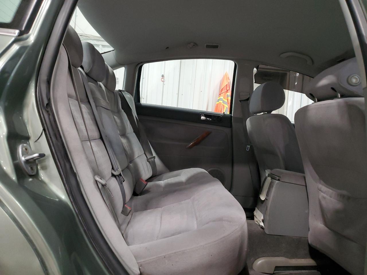 2001 Volkswagen Passat Gls 4Motion VIN: WVWSH63B81E215499 Lot: 56718205