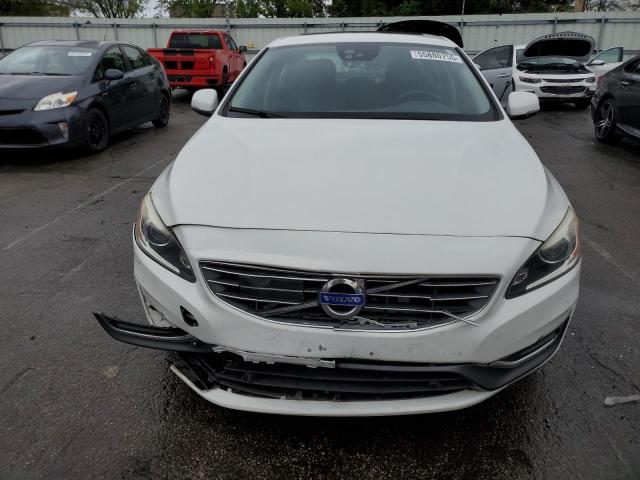  VOLVO S60 2016 Biały