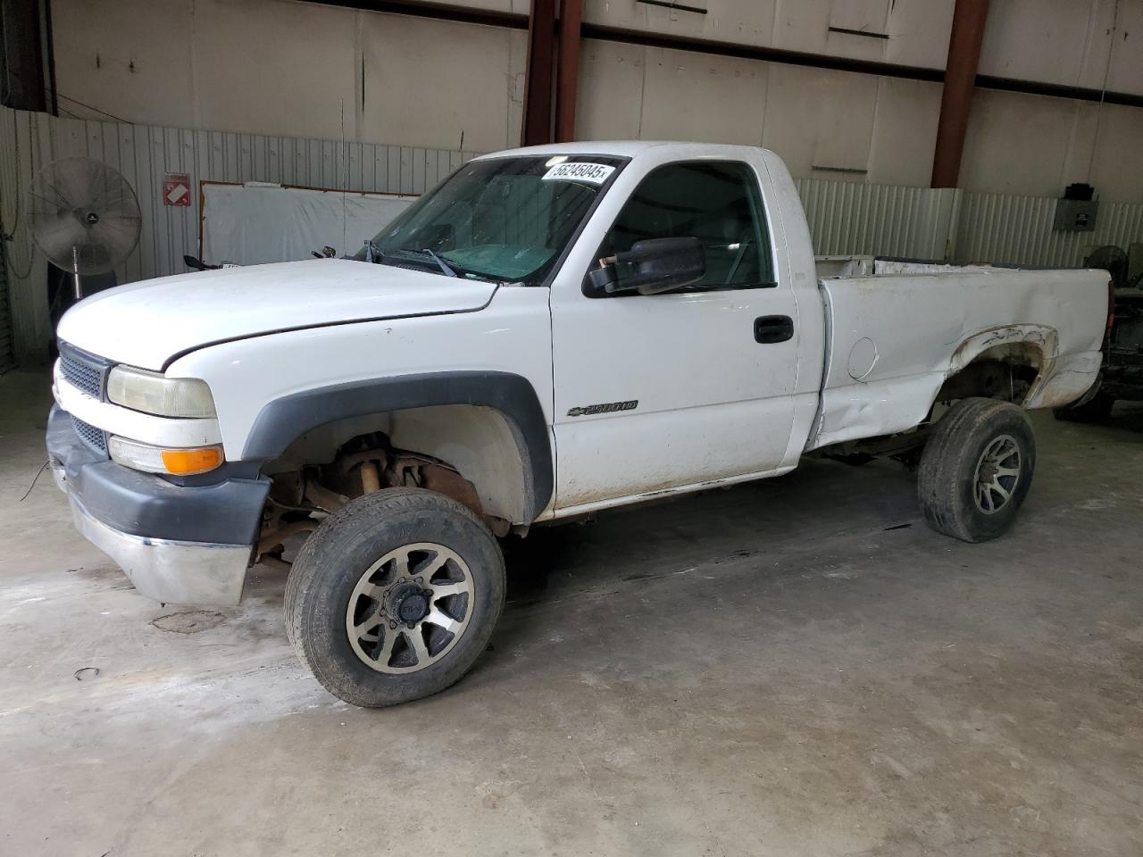 2001 Chevrolet Silverado C2500 Heavy Duty продається в Lufkin, TX - Rear End