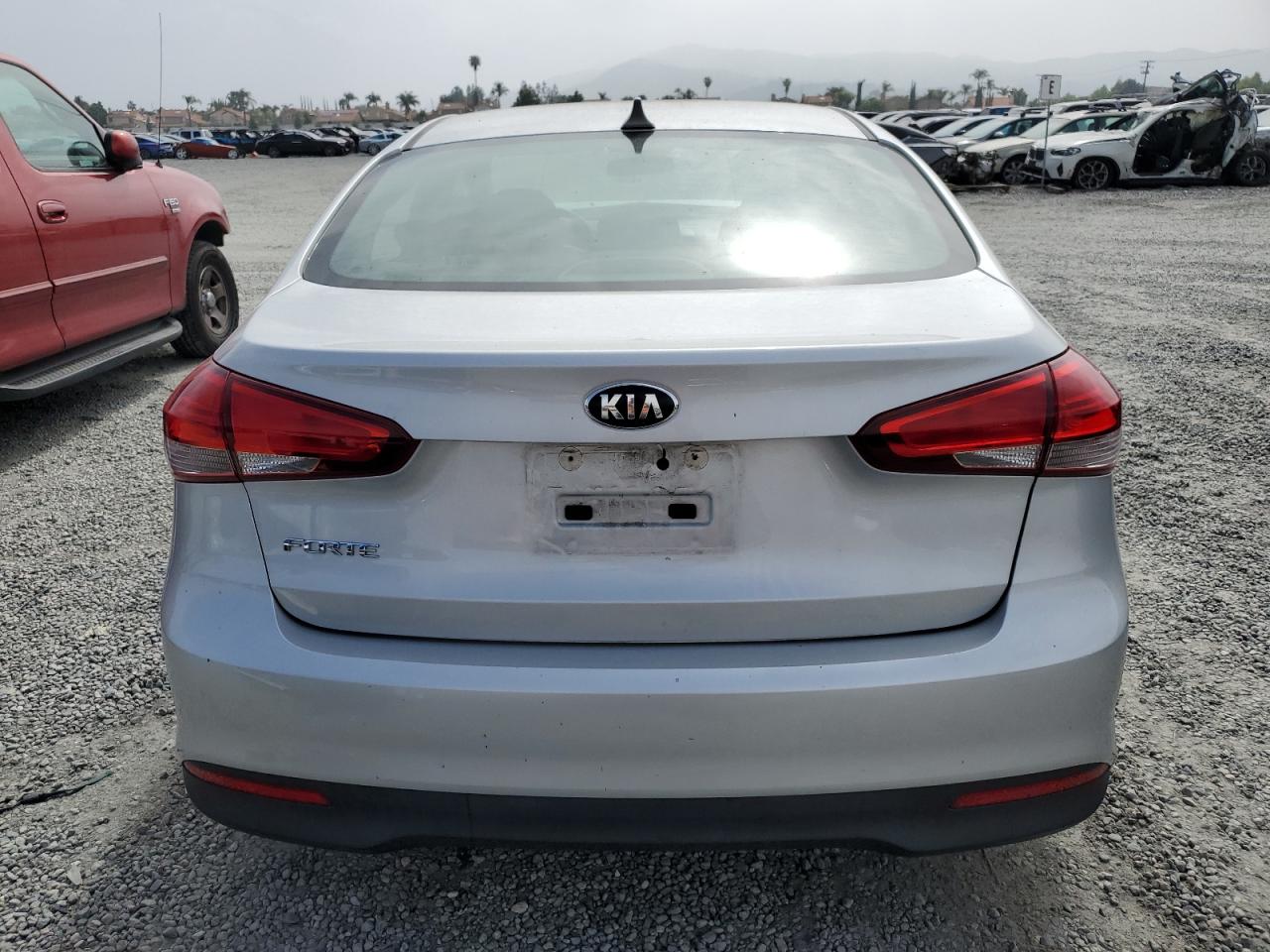 2017 Kia Forte Lx VIN: 3KPFK4A75HE115039 Lot: 55360325