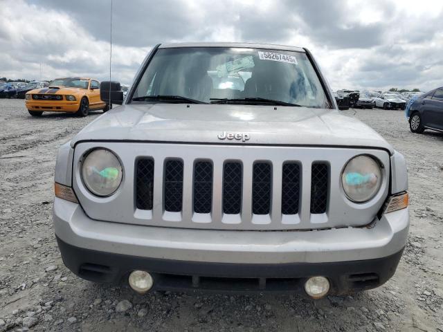  JEEP PATRIOT 2013 Srebrny