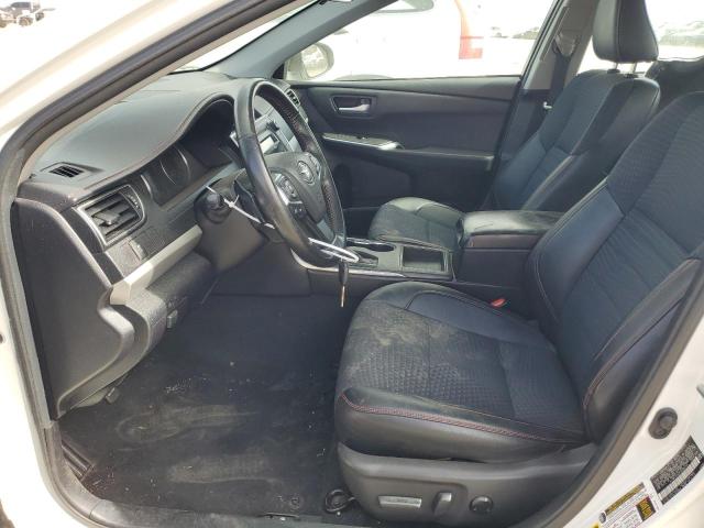  TOYOTA CAMRY 2015 Белы
