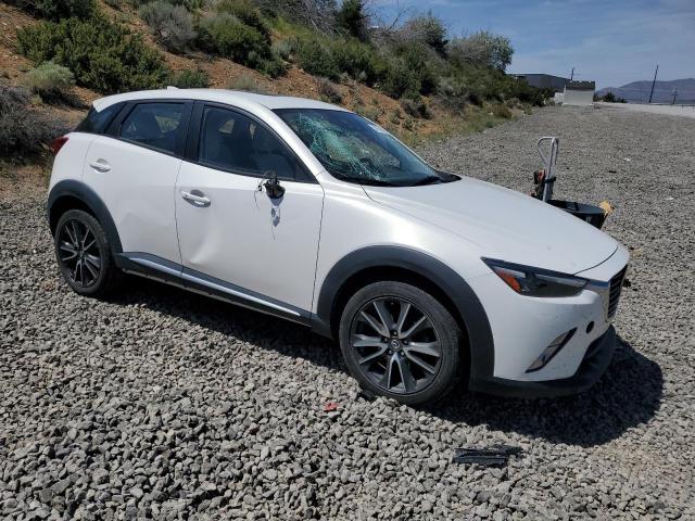 Кроссоверы MAZDA CX-3 2016 Белый