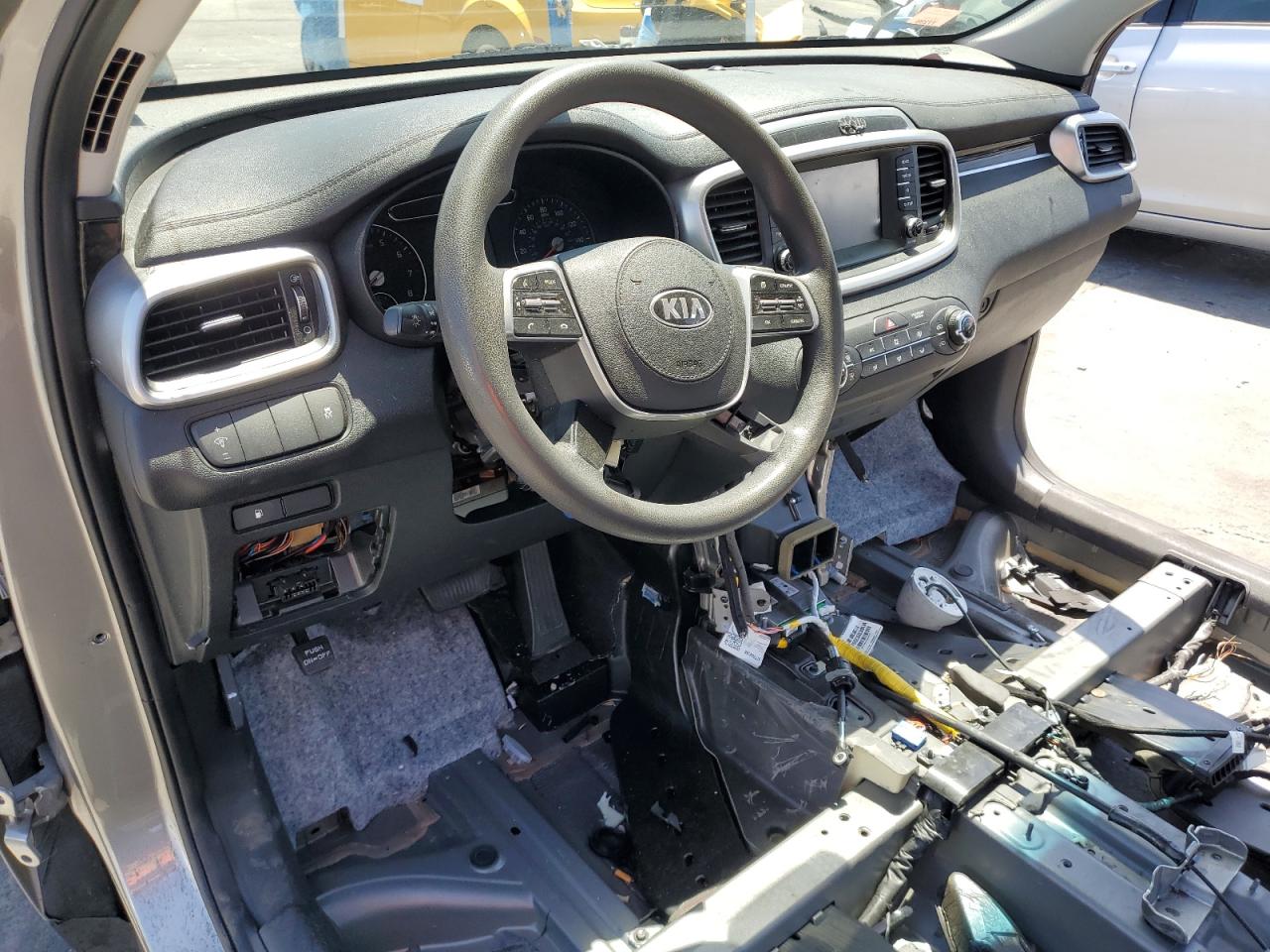 2019 Kia Sorento L VIN: 5XYPG4A34KG503974 Lot: 57436815