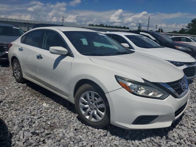 Sedans NISSAN ALTIMA 2016 Biały