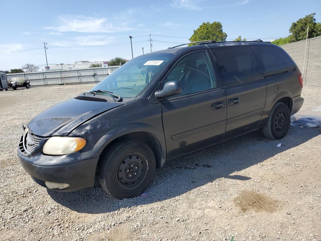 2005 Chrysler Town & Country Lx