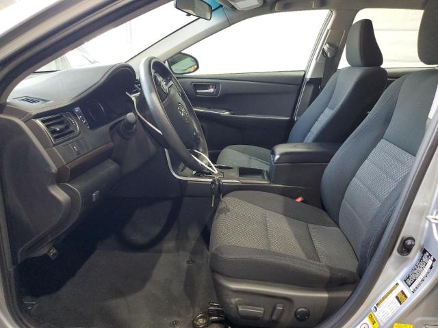  TOYOTA CAMRY 2017 Srebrny