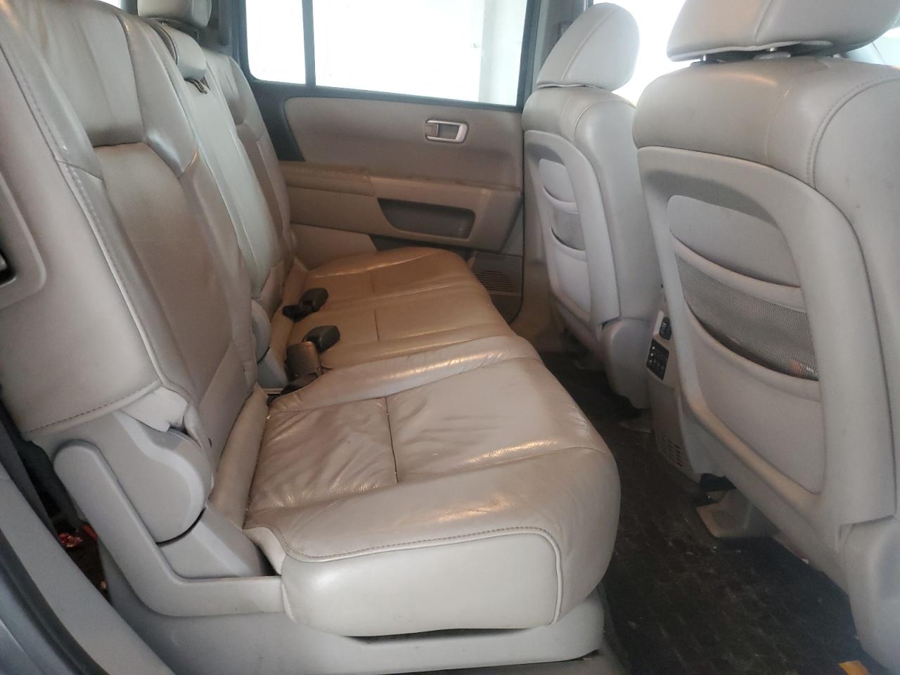 2011 Honda Pilot Exl VIN: 5FNYF4H61BB040724 Lot: 56533085