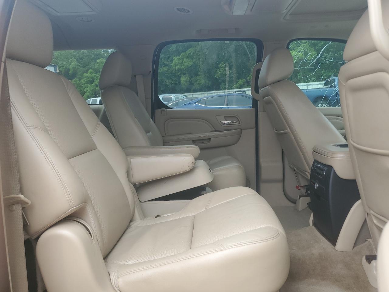 2013 Cadillac Escalade Esv Luxury VIN: 1GYS3HEF8DR111533 Lot: 56852025