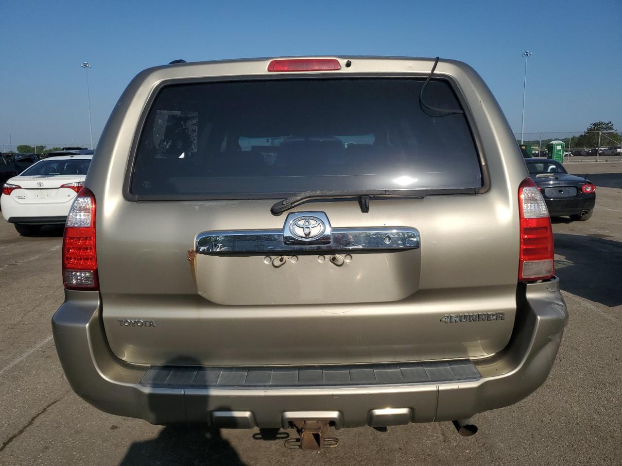 2006 Toyota 4Runner Sr5 VIN: JTEBU14R568061412 Lot: 56701435