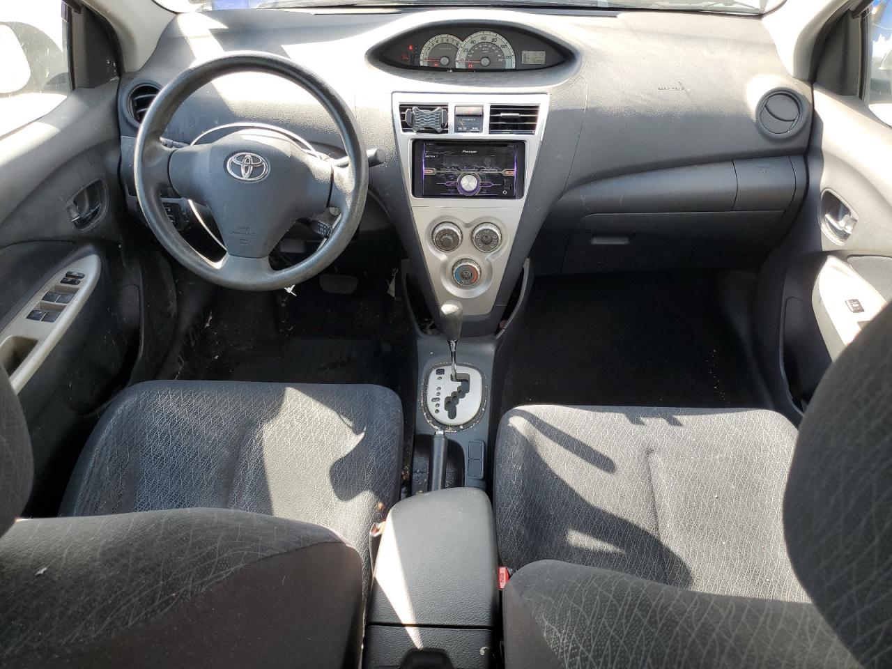 2007 Toyota Yaris VIN: JTDBT923571180849 Lot: 56991345