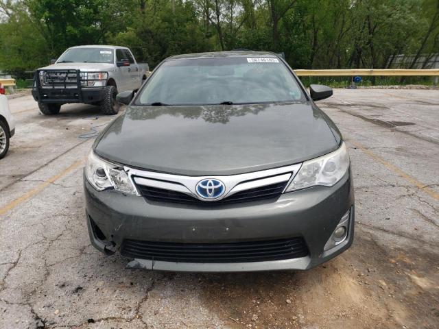 Sedans TOYOTA CAMRY 2014 Zielony