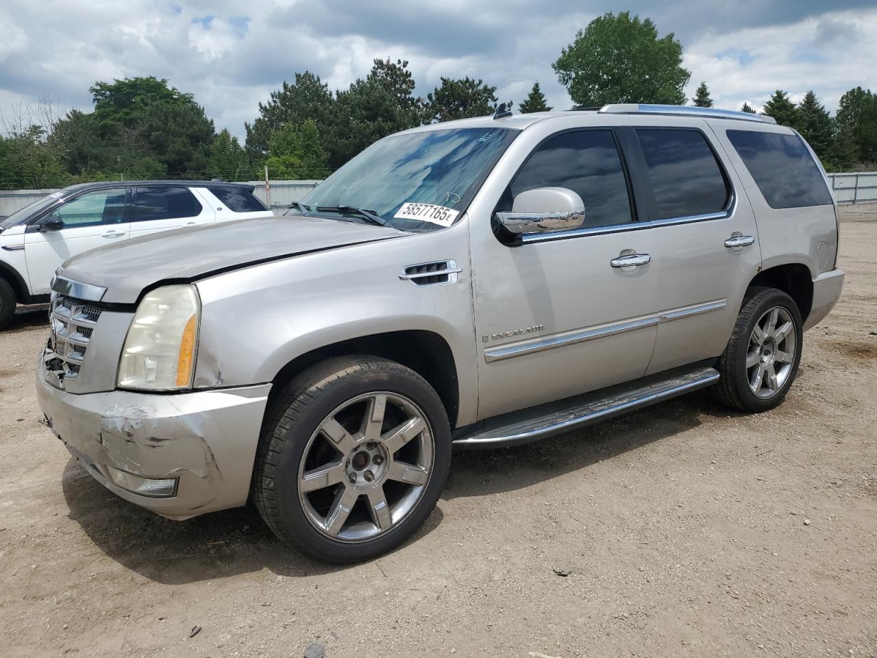2007 Cadillac Escalade Luxury for Sale in Elgin, IL - Front End