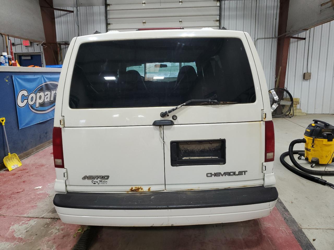 2003 Chevrolet Astro VIN: 1GNDM19X73B127372 Lot: 57580455