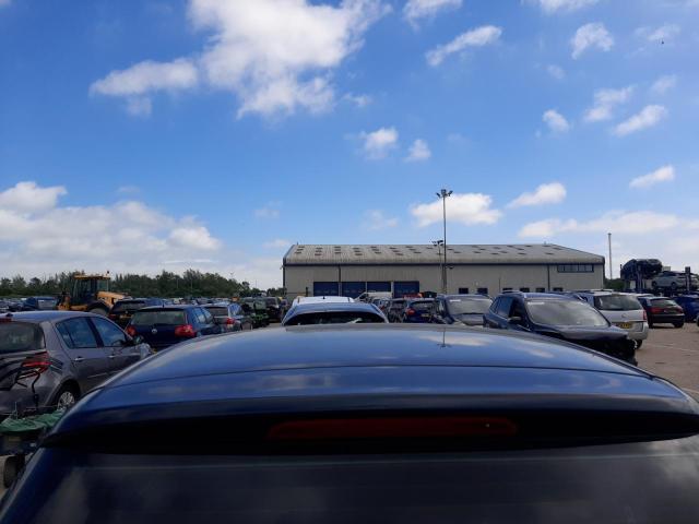 2011 VOLKSWAGEN GOLF MATCH
