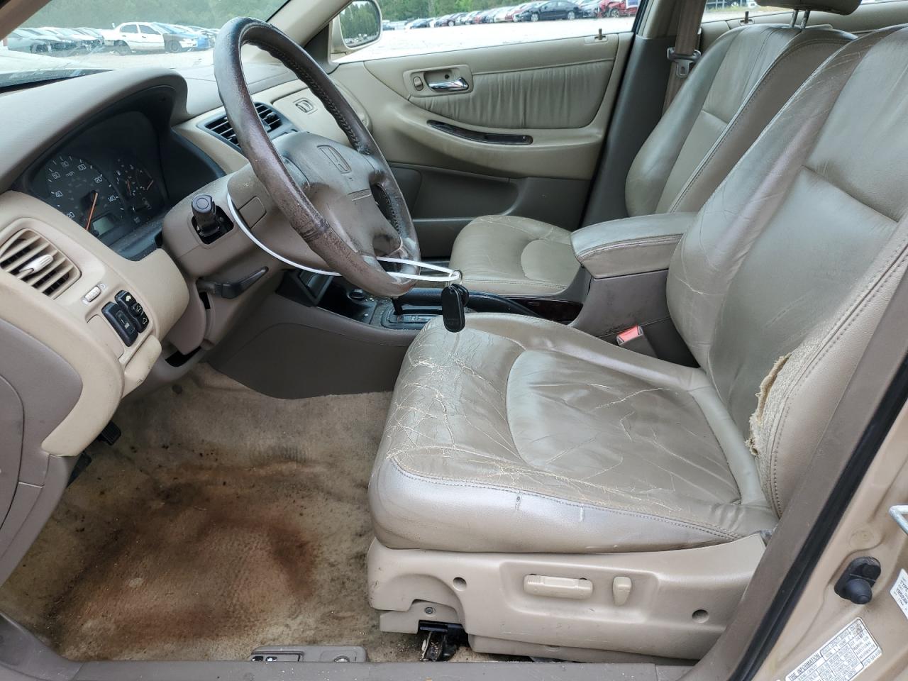 2000 Honda Accord Ex VIN: 1HGCG5665YA142367 Lot: 56630985