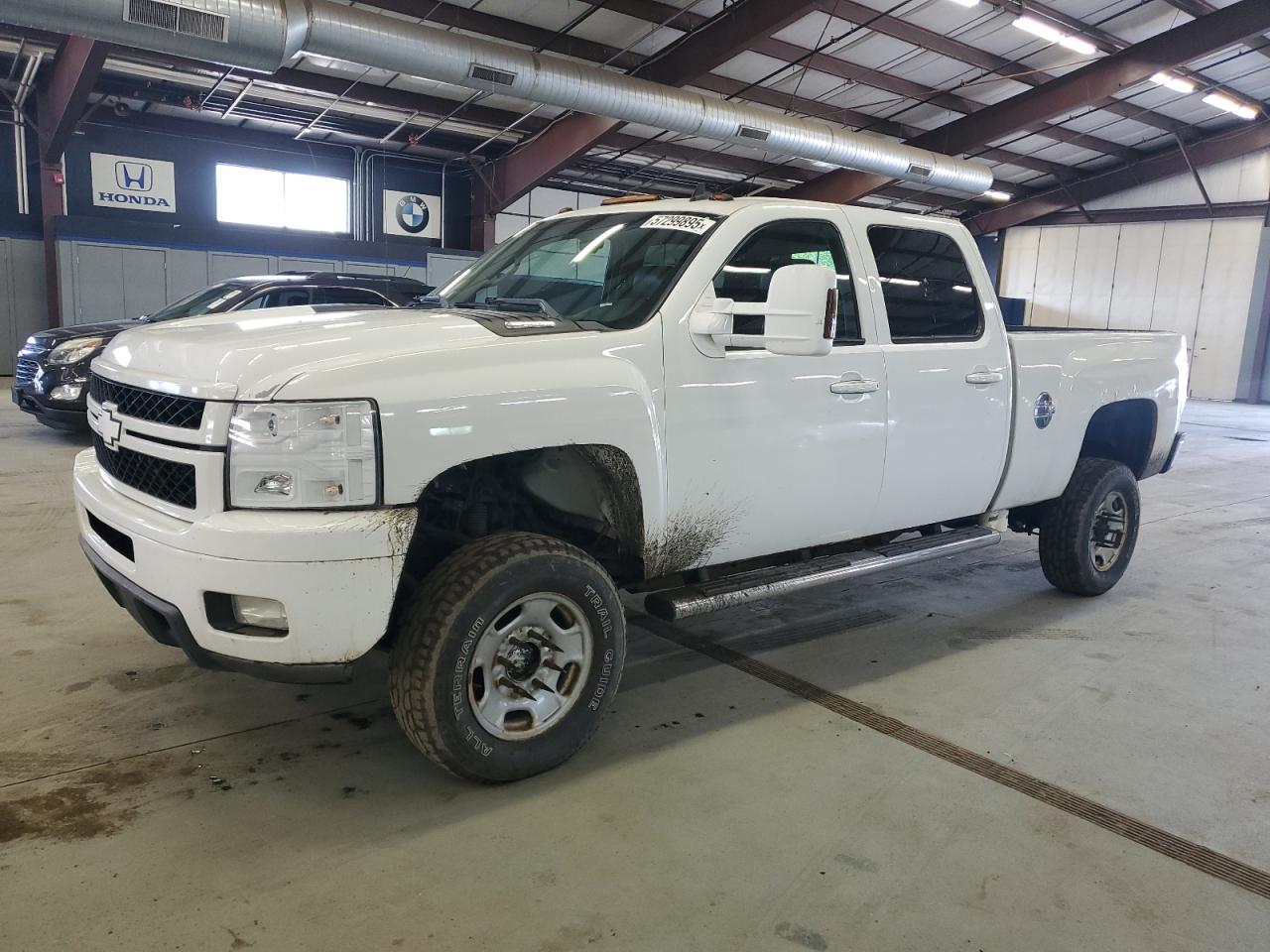 2011 Chevrolet Silverado K2500 Heavy Duty Ltz de vânzare în East Granby, CT - Minor Dent/Scratches
