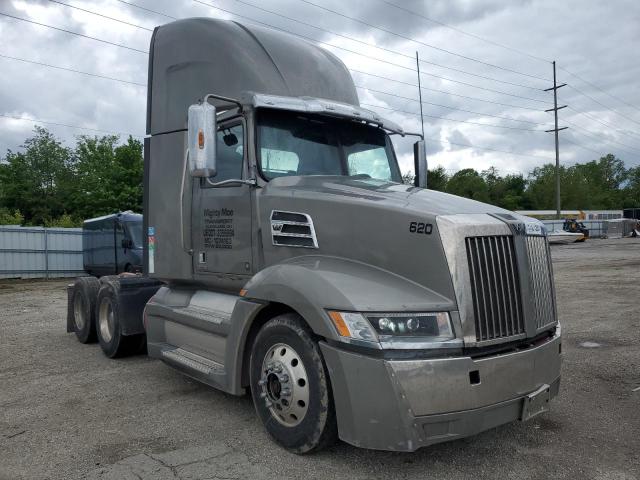2019 Western Star 5700 Semi Truck