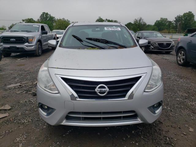  NISSAN VERSA 2017 Silver