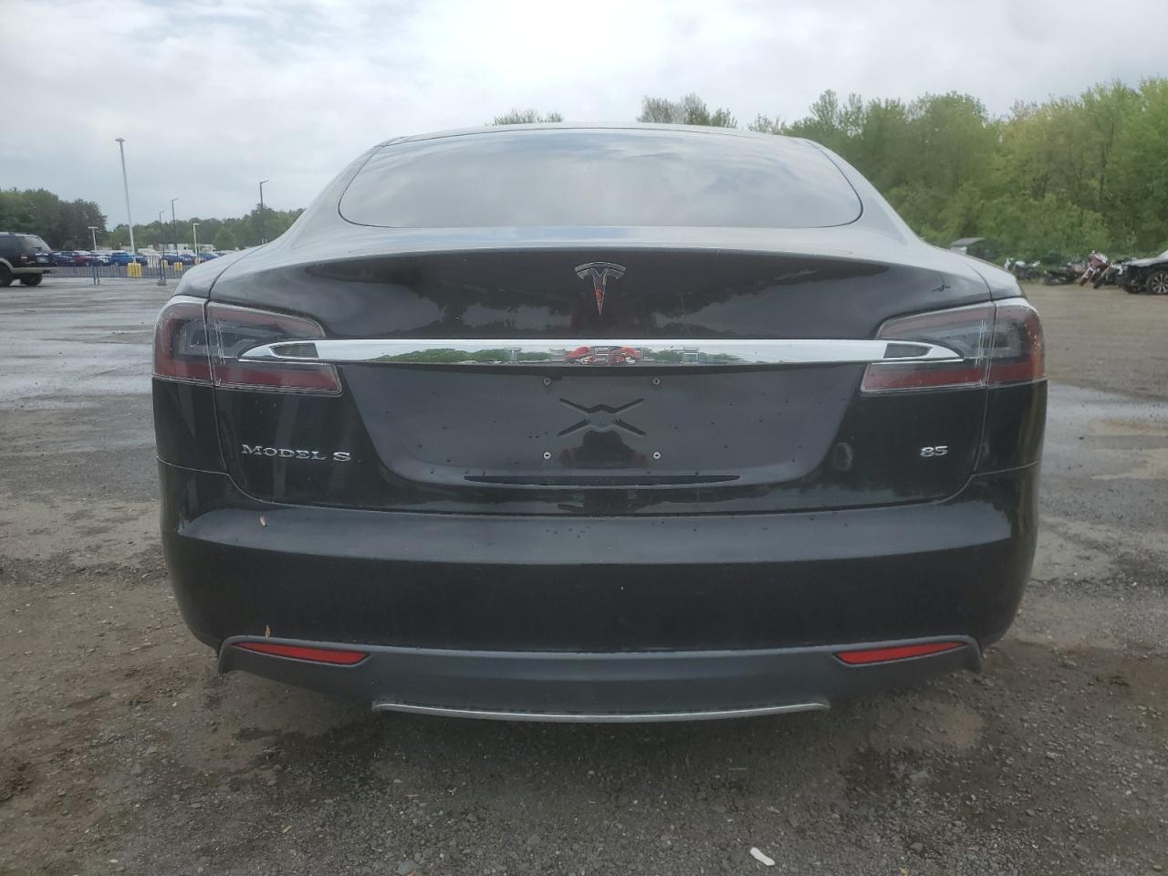 2014 Tesla Model S VIN: 5YJSA1H1XEFP38650 Lot: 57150735
