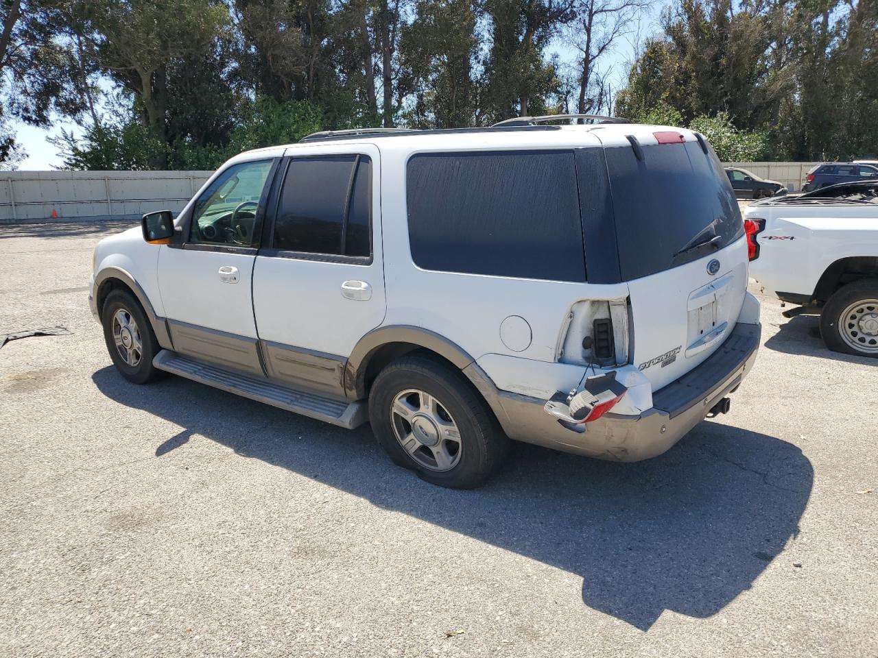 2004 Ford Expedition Eddie Bauer VIN: 1FMPU17L44LB29268 Lot: 57126615
