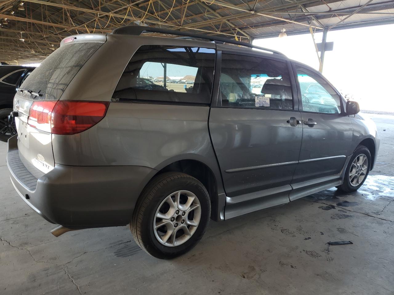 2005 Toyota Sienna Xle VIN: 5TDZA22C55S353586 Lot: 57102195