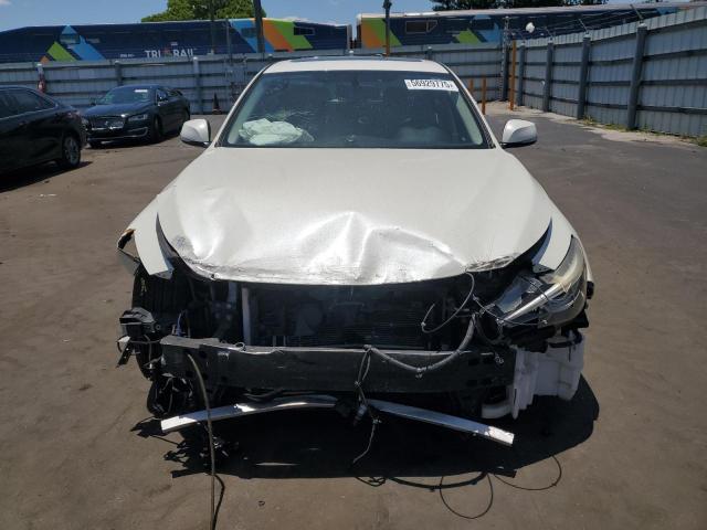 Седаны INFINITI Q50 2016 Белы