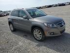 2010 Volkswagen Tiguan Se продається в Earlington, KY - Minor Dent/Scratches