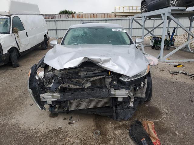 Седаны FORD FUSION 2016 Серебристый